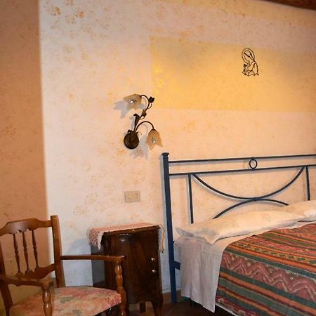 Aritzo Appartamento Romantico Luaran gambar