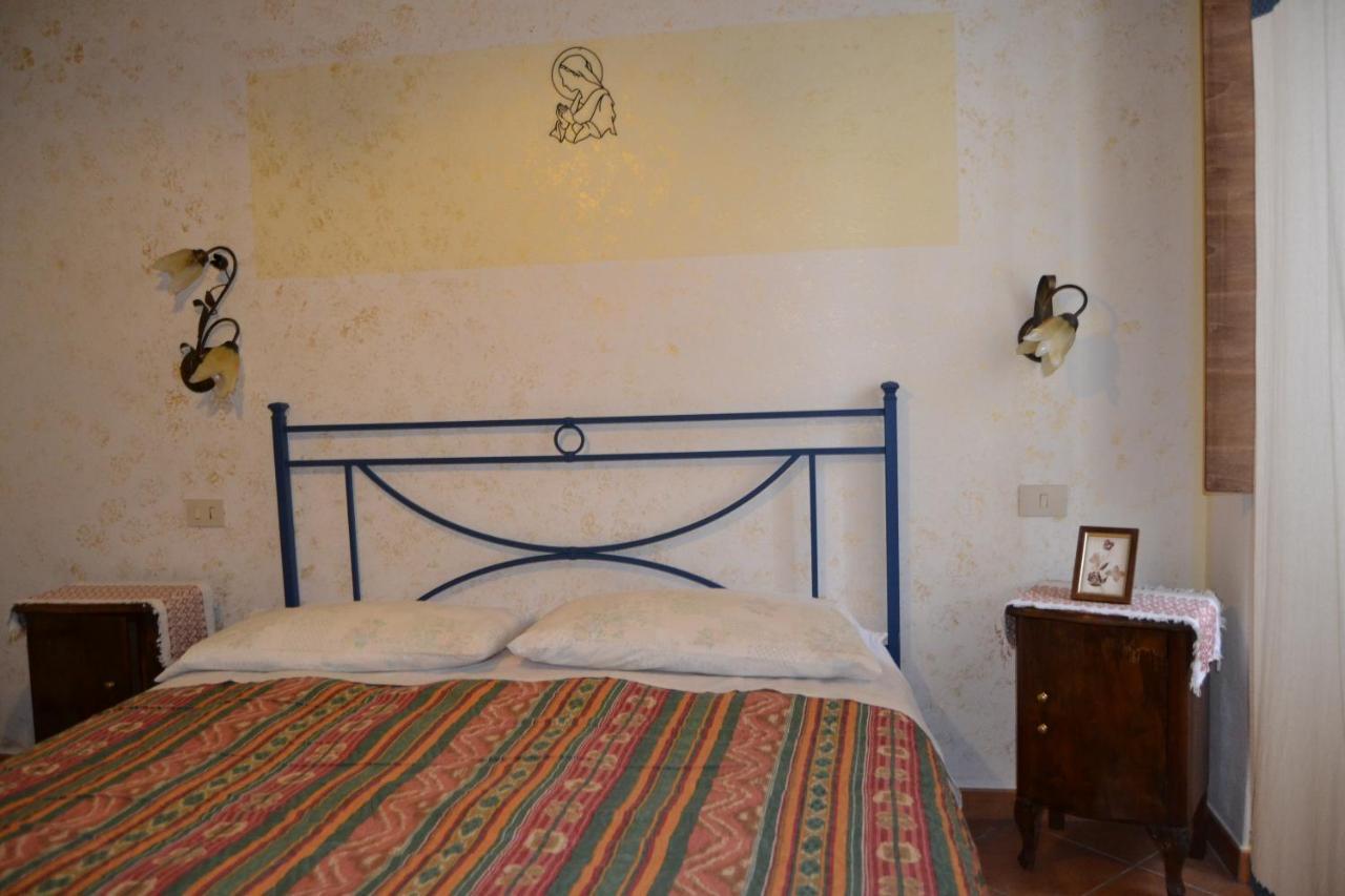 Aritzo Appartamento Romantico Luaran gambar